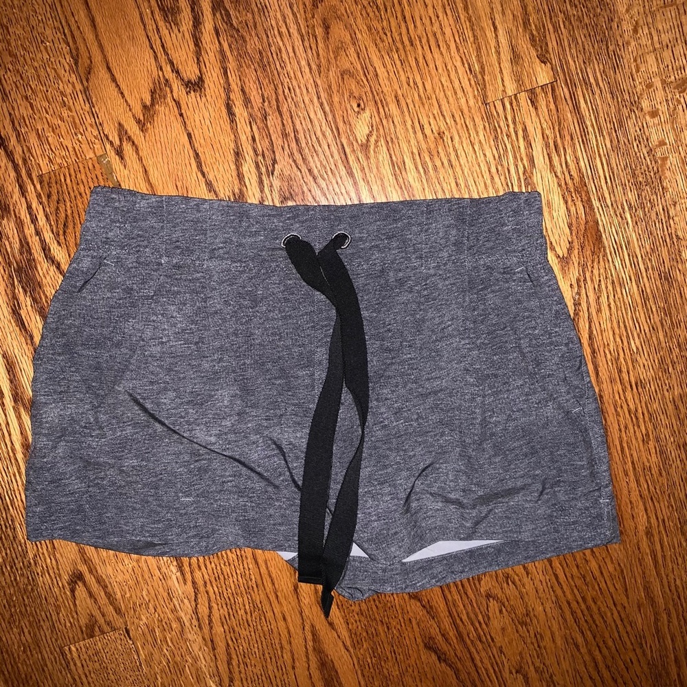 Lululemon shorts!!
